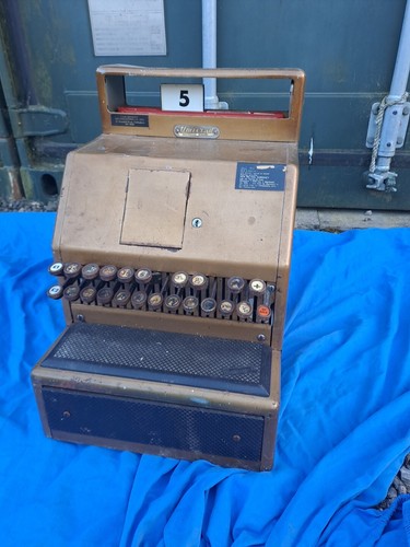 Rare vintage universal cash - rare,